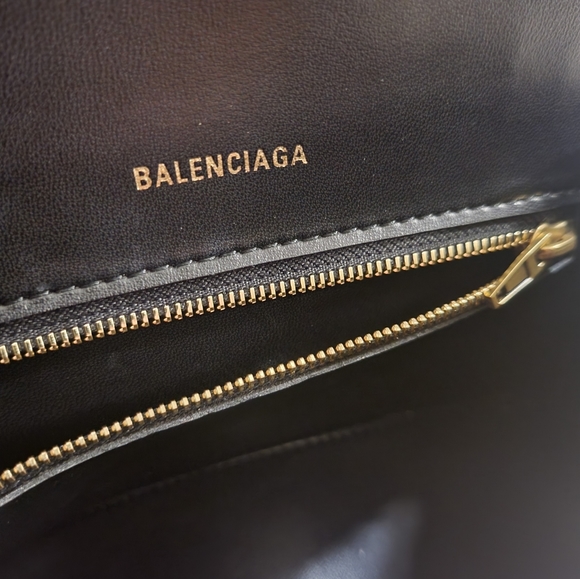 Balenciaga Hourglass Small Croc-Embossed Top-Handle Bag - Picture 5 of 10